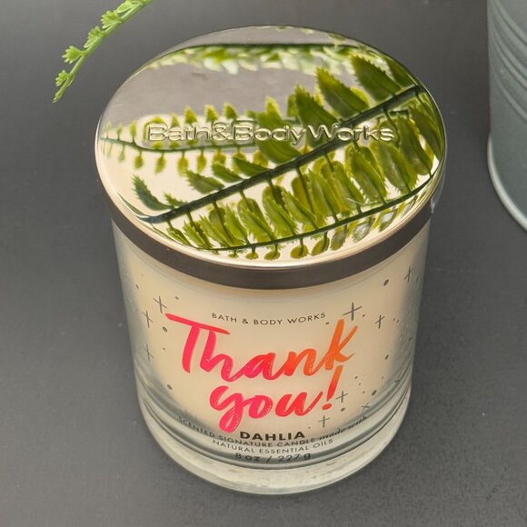 BBW Thank You Dahlia Bath & Body Works Single Wick Candle - Picture 4 of 10